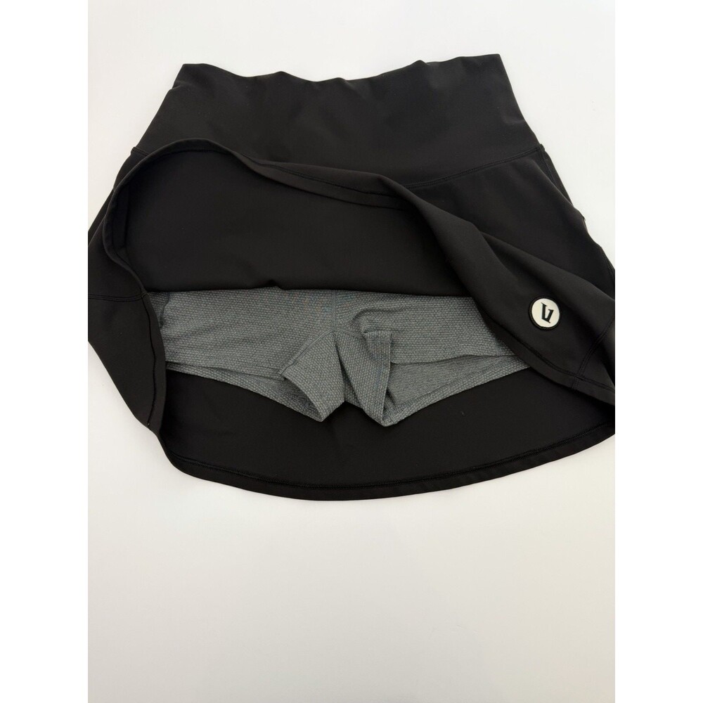 Vuori Womens Volley Skirt Skort XS Black Athletic Tennis Activewear Built-In Sho - Picture 4 of 7